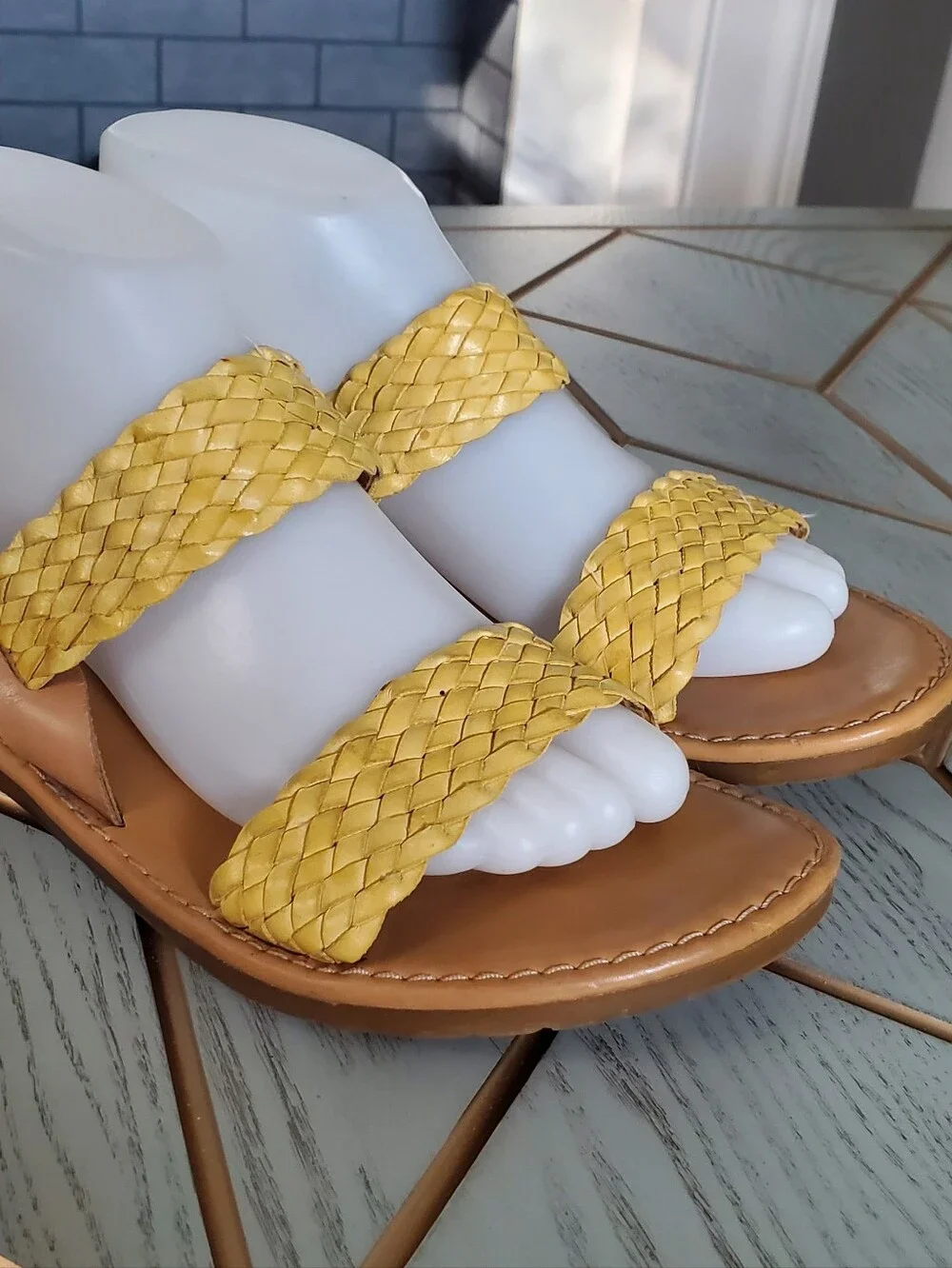 Kork-Ease stylish yellow